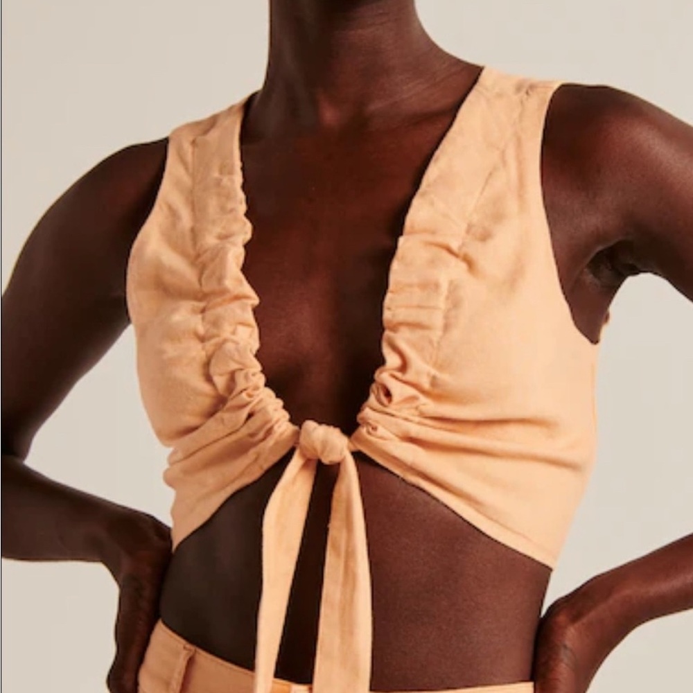 ABERCROMBIE & FITCH Cropped Tie Front Linen Top